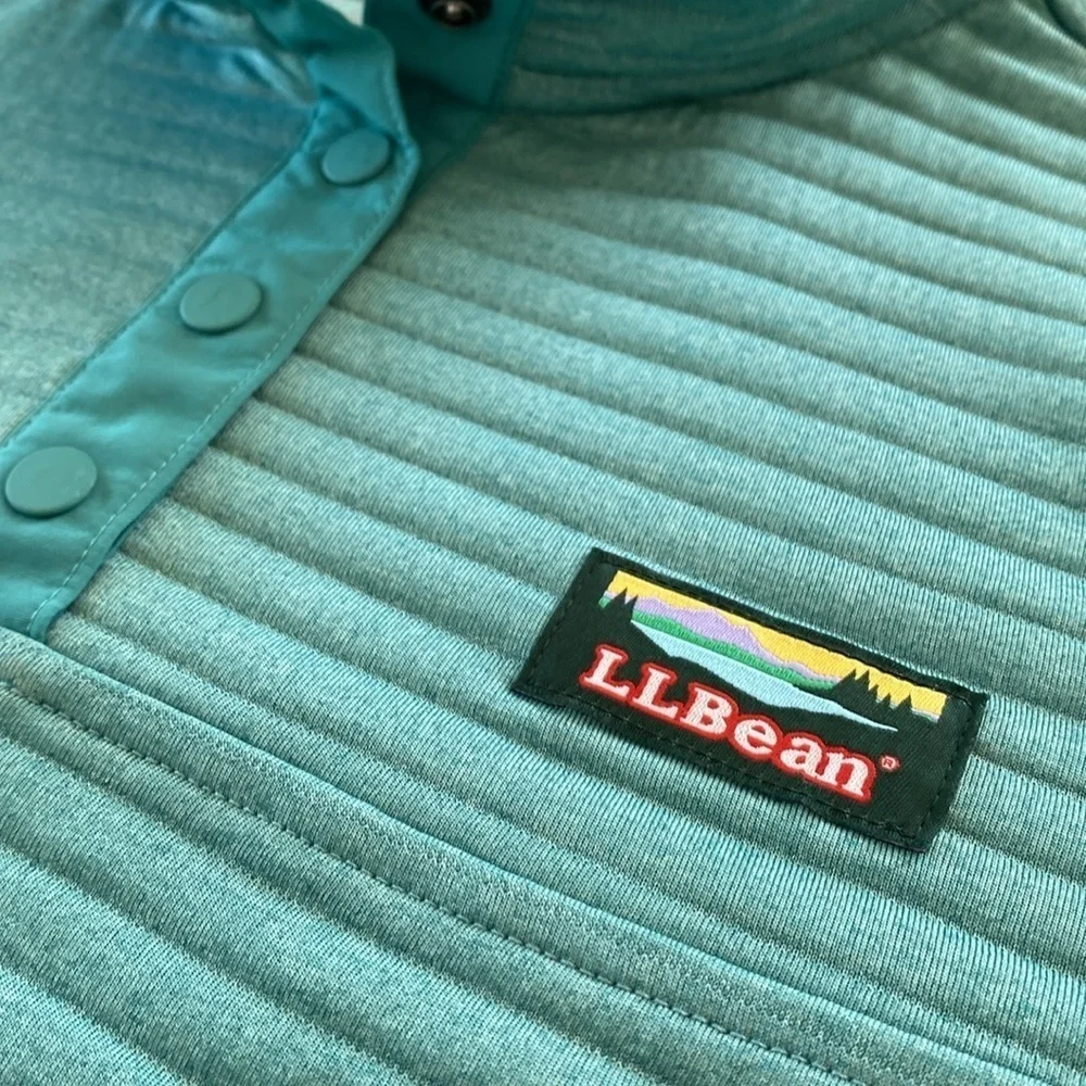 L.L Bean Women's Teal Airlight Knit Pullover Shacket. - Picture 4 of 12